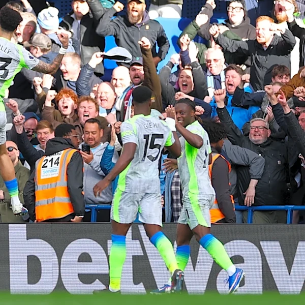 Man City closes in on Arsenal in Premier League title race with 3-0 win over Chelsea