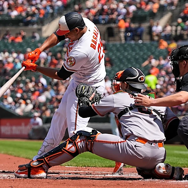 Basallo's homer, Alonso's 2 RBIs help Orioles defeat Giants 6-2