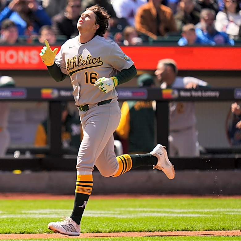 Kurtz hits his first homer of the season and the Athletics sweep the slumping Mets, 1-0