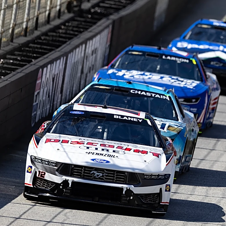 Ty Gibbs earns first NASCAR Cup victory at Bristol, beating Kyle Larson and Ryan Blaney
