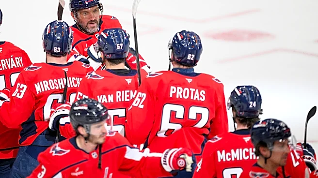 Ovechkin response to fans' request for 1 more year: 'I'll think about it'