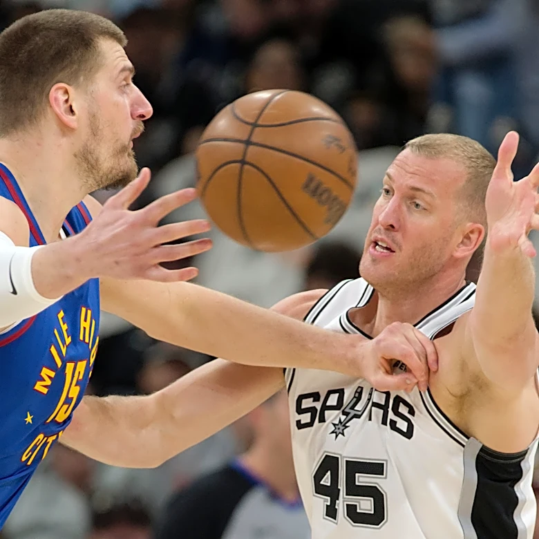 Jokic plays 1st half of Nuggets' game versus Spurs to qualify for award eligibility while Wemby sits