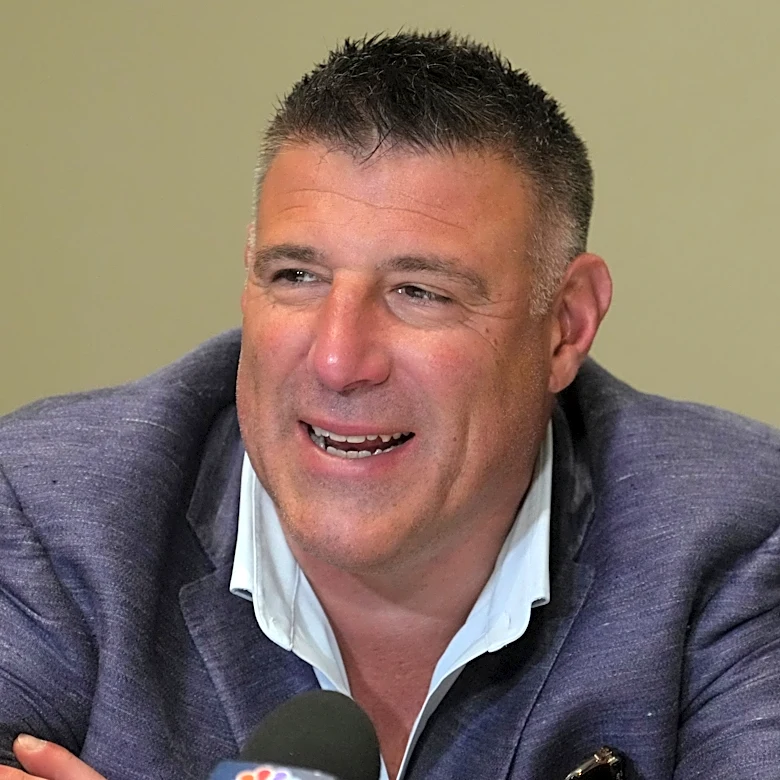 Patriots exec says 'Business as usual' for Mike Vrabel ahead of the NFL draft