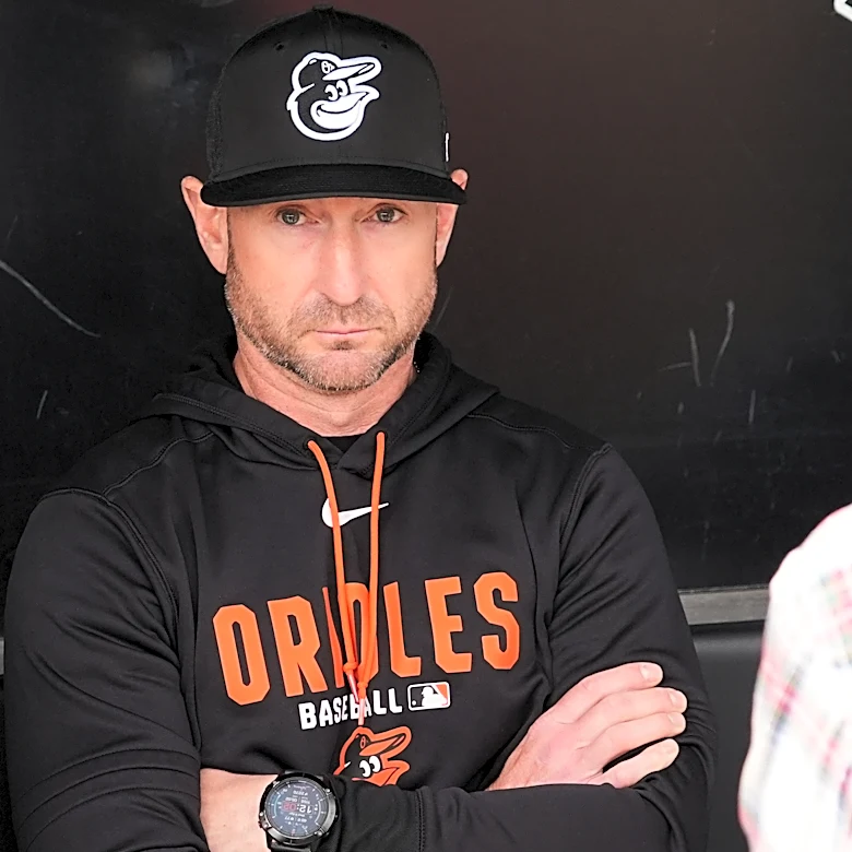 Orioles manager Craig Albernaz returns — with a broken jaw — a day after being hit by a foul ball