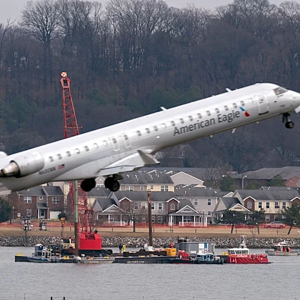 House approves aviation safety bill based on deadly midair collision near Washington