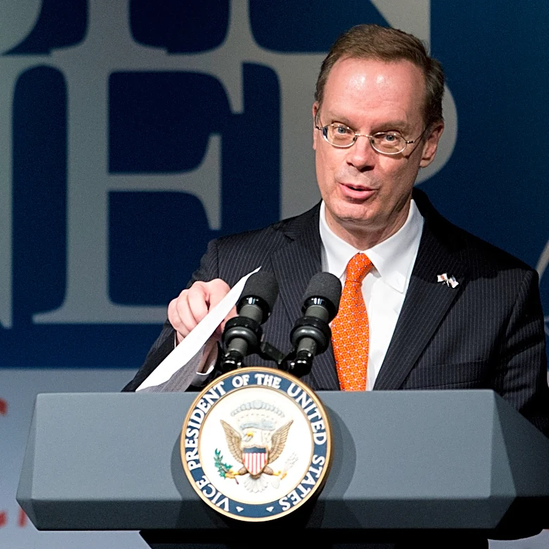 University of Michigan's next president has brain cancer so won't take job