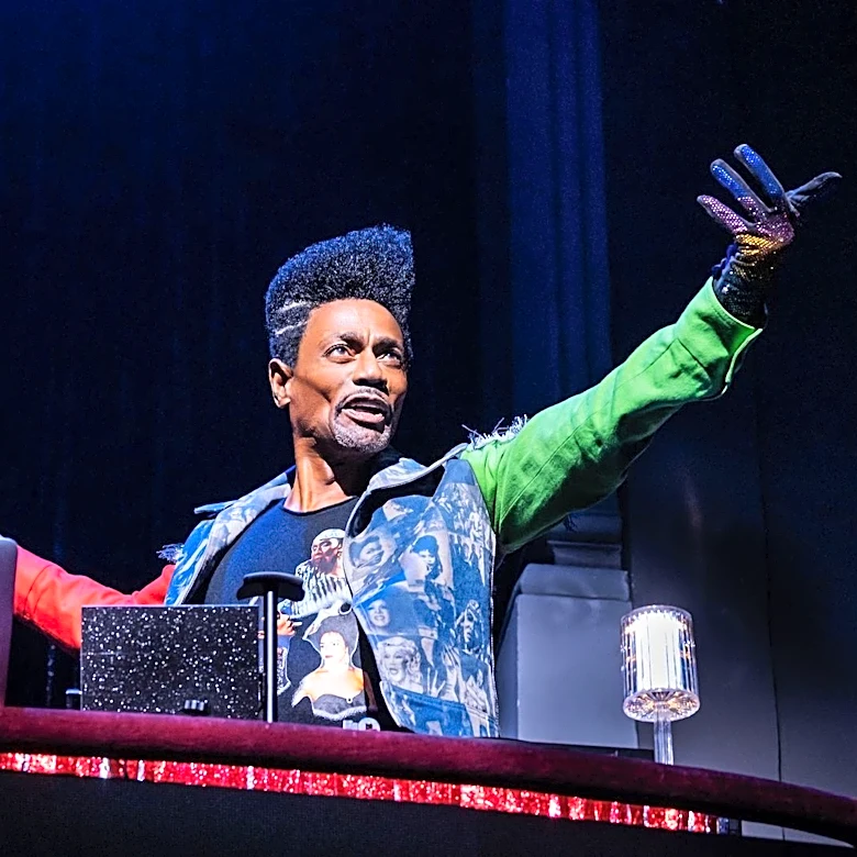 A reimagined 'Cats' on Broadway features a special cat — an actor from the original 1980s musical