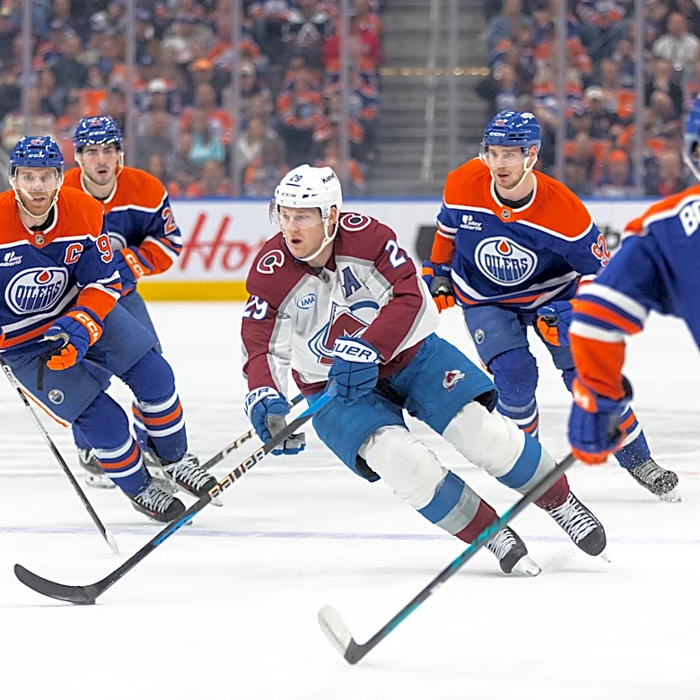 MacKinnon’s all-business season means leading NHL in goals, Hart Trophy chase and occasional smile