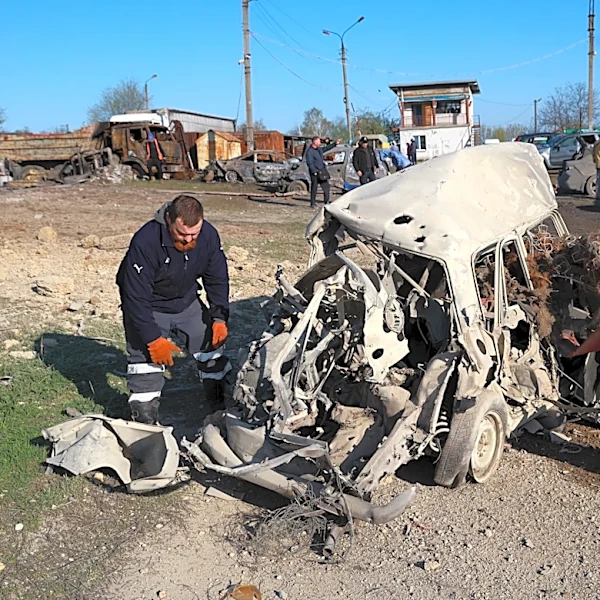 Ukraine's Zelenskyy pursues more arms deals with allies