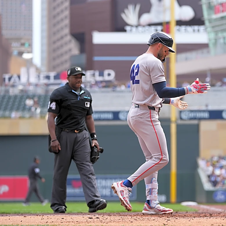 Trevor Story homers, has 5 RBIs to lead Red Sox over Twins 9-5