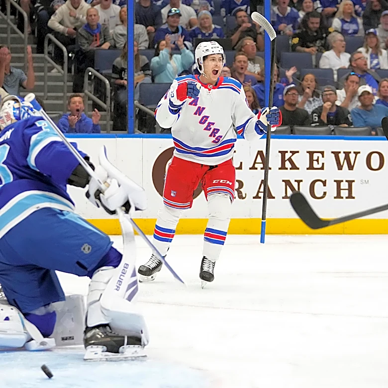 Kartye scores 2 goals as the Rangers beat the Lightning 4-2