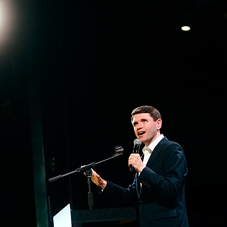 Democrats crow about fundraising in competitive Senate races