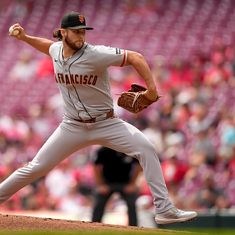 Landen Roupp and Giants allow 1 hit in 3-0 victory over Reds