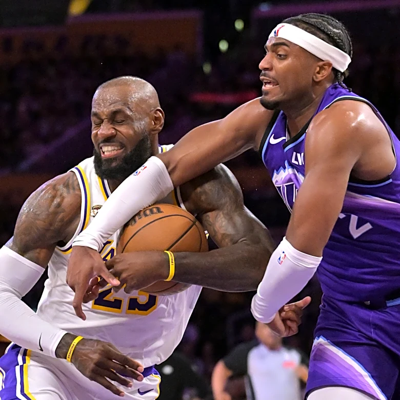 The Lakers still have hope for the playoffs, even without Luka Doncic and Austin Reaves for now