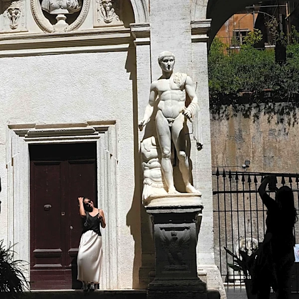 Catholic schools Notre Dame, Villanova to open hoops season in Rome with men's-women's doubleheader