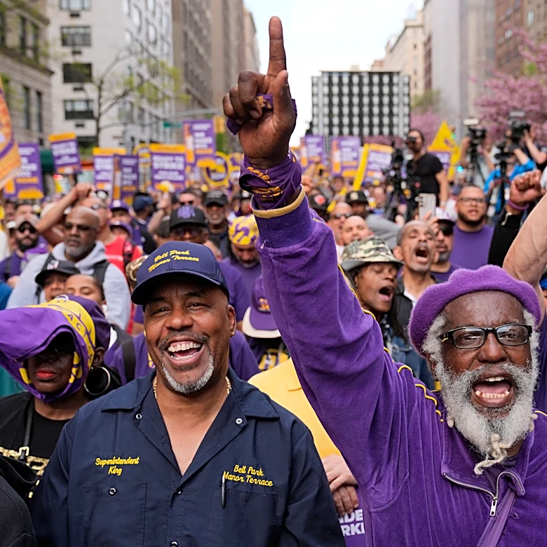 Tentative contract deal holds off strike by New York City apartment building workers