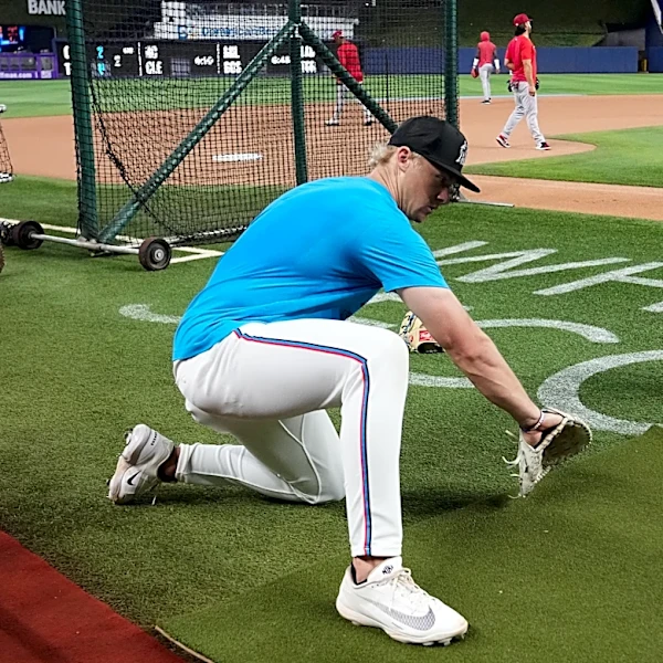 Marlins to activate Kyle Stowers from the injured list Sunday for season debut