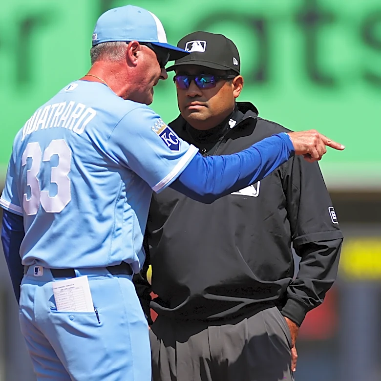 Royals manager Matt Quatraro ejected after top of first inning in game against the Yankees