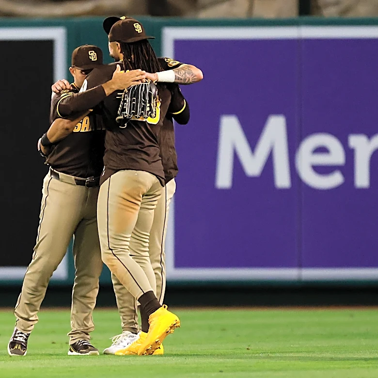 Padres break through late as Laureano and Tatis lift San Diego past Angels 4-1