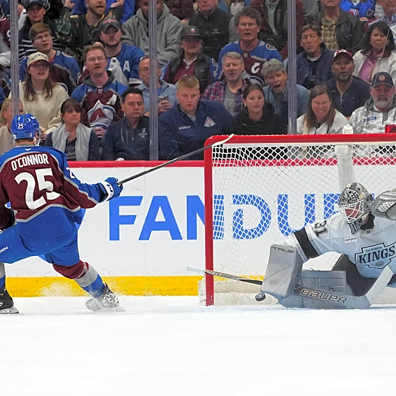 Wedgewood sharp in net, O'Connor scores 1st goal in more than a year as Avs beat Kings 2-1 in Game 1