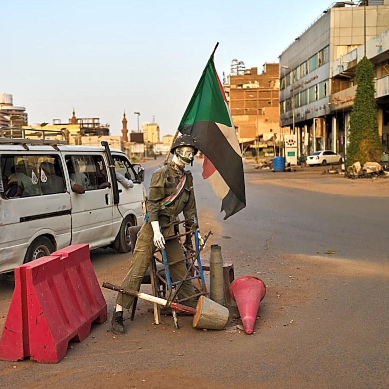A top paramilitary commander defects to Sudan’s military as war enters 4th year