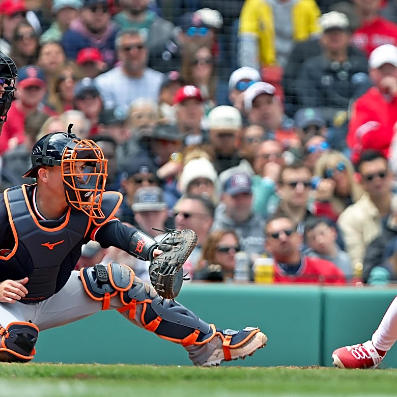 Ceddanne Rafaela's tie-breaking two-run single helps Red Sox to 8-6 Patriots' Day win over Tigers