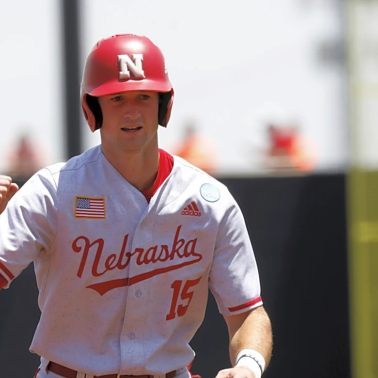 College Baseball Notebook: Nebraska strengthens its position to host regional with sweep of USC
