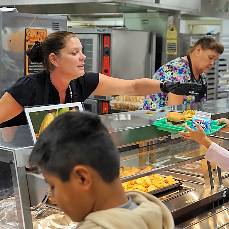 Executive order ensures summer food assistance for Wyoming kids