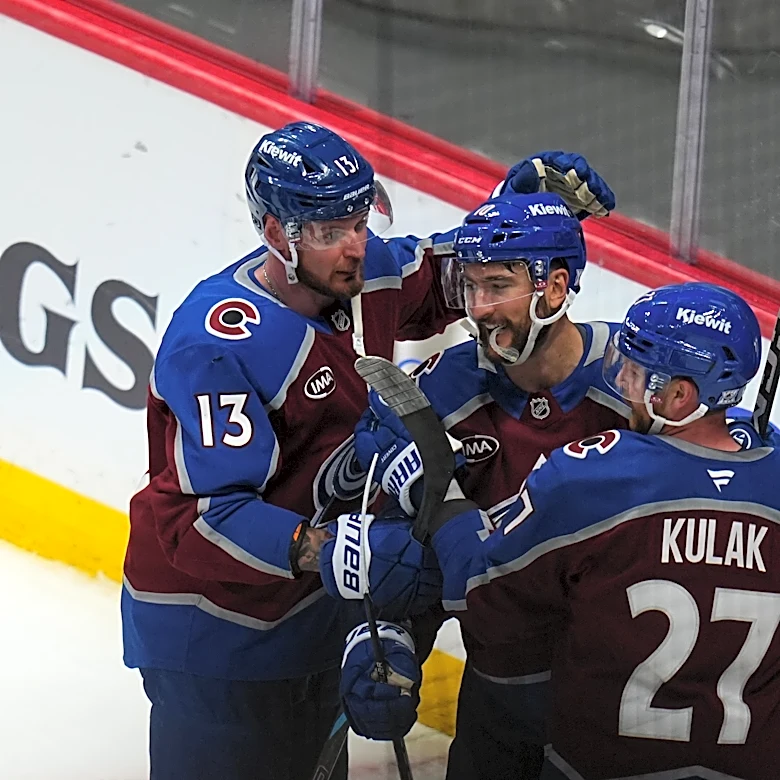 Nicolas Roy scores on rebound 7:44 into OT, Avs rally for 2-1 win over Kings to take 2-0 series lead