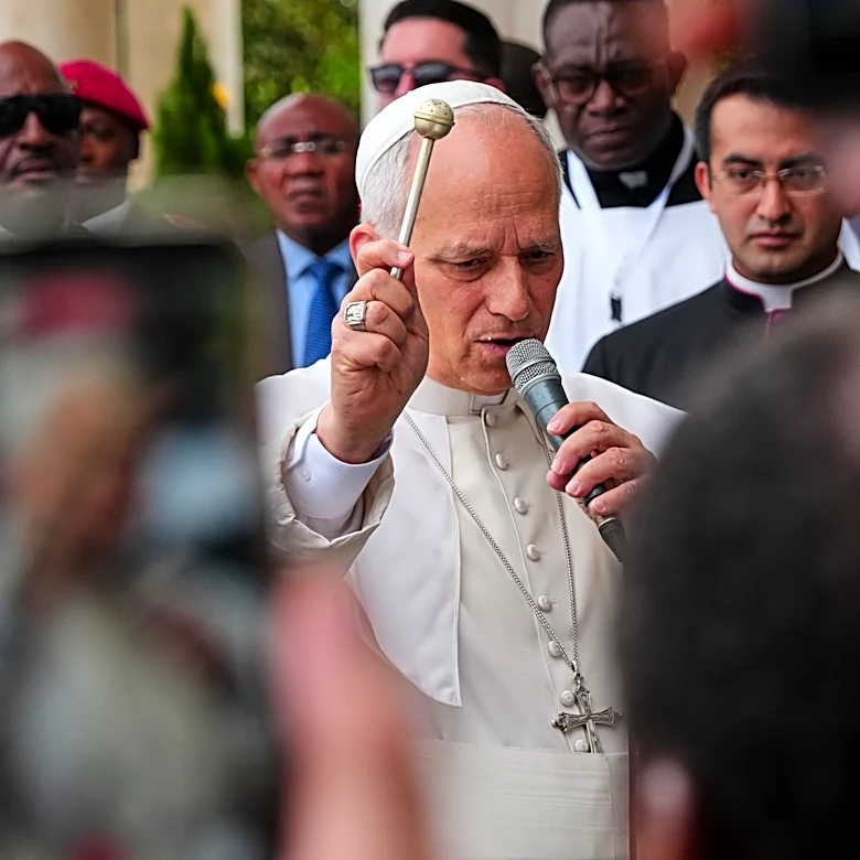 Pope calls for justice and closing income gap in Equatorial Guinea Mass with presidential family