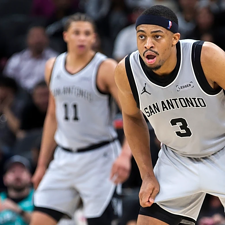 Spurs' Keldon Johnson honored as NBA's Sixth Man of the Year, topping Jaquez, Hardaway
