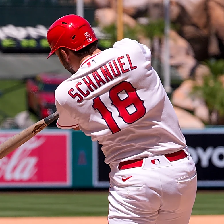 Trout ties Anderson with 796th extra-base hit, Schanuel drives in 4 runs as Angels beat Toronto 7-3