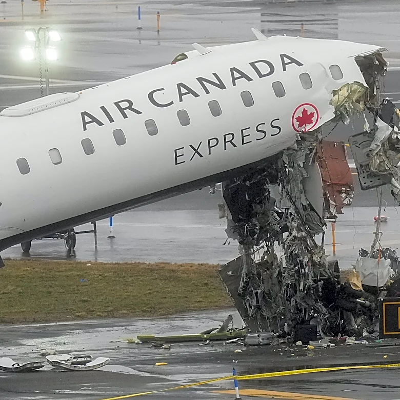 Firefighter heard ‘stop, stop’ before LaGuardia jet crash, but didn’t know who it was for, NTSB says