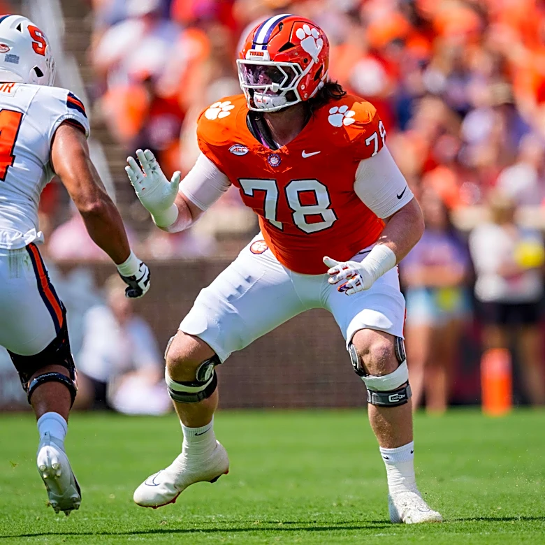 Lions take Clemson offensive tackle Blake Miller with No. 17 pick in NFL draft
