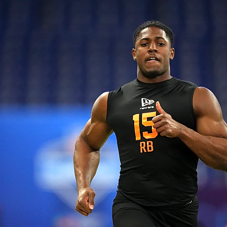 Seahawks select running back Jadarian Price of Notre Dame with No. 32 pick in NFL draft