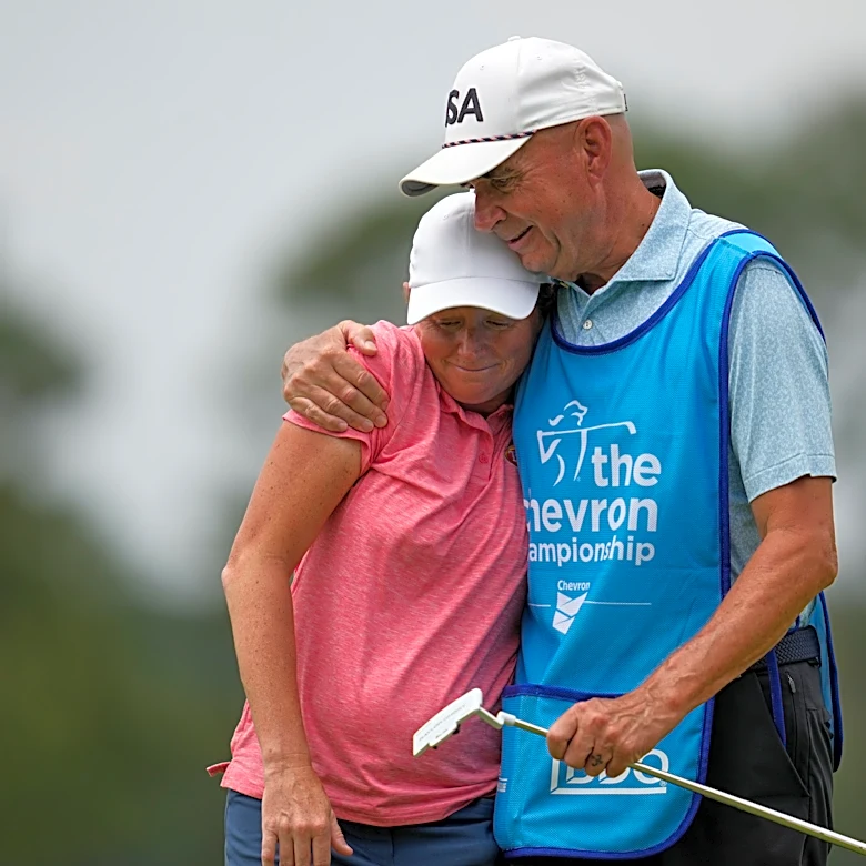 Stacy Lewis calls it a career in hometown Houston at Chevron Championship