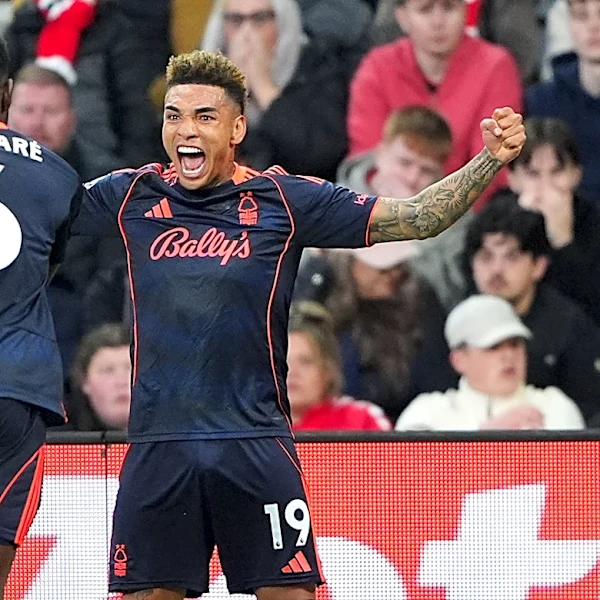 Forest takes big step to ensuring Premier League survival by drubbing Sunderland