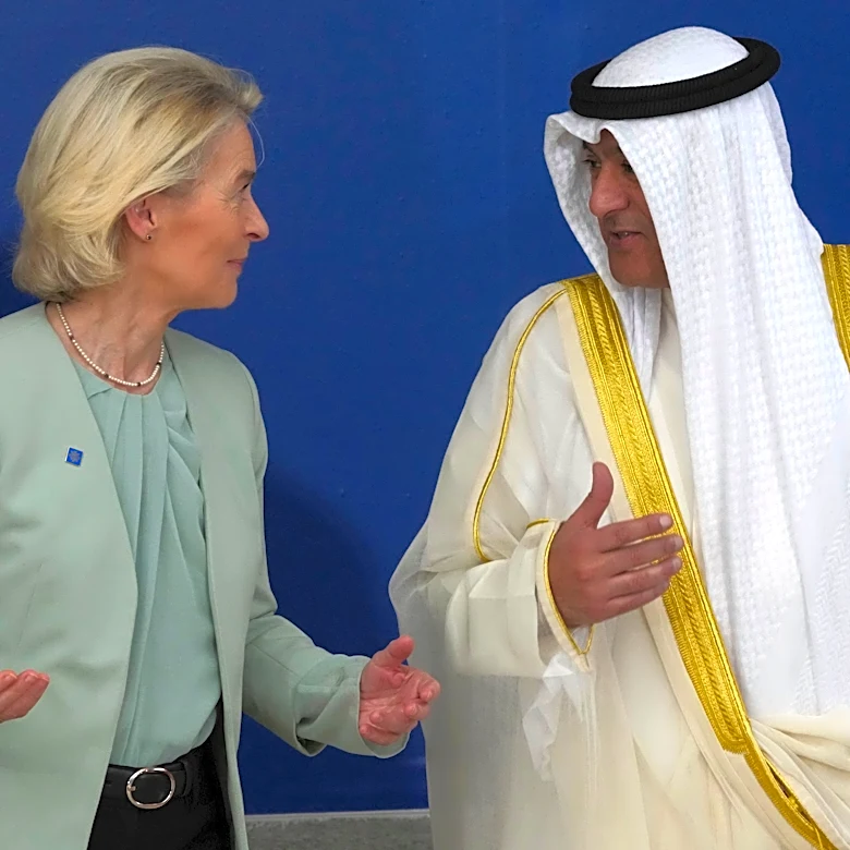 EU considers helping with Mideast energy infrastructure to bypass conflict zones