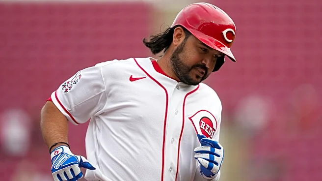 Reds place Eugenio Suárez on 10-day injured list with oblique strain
