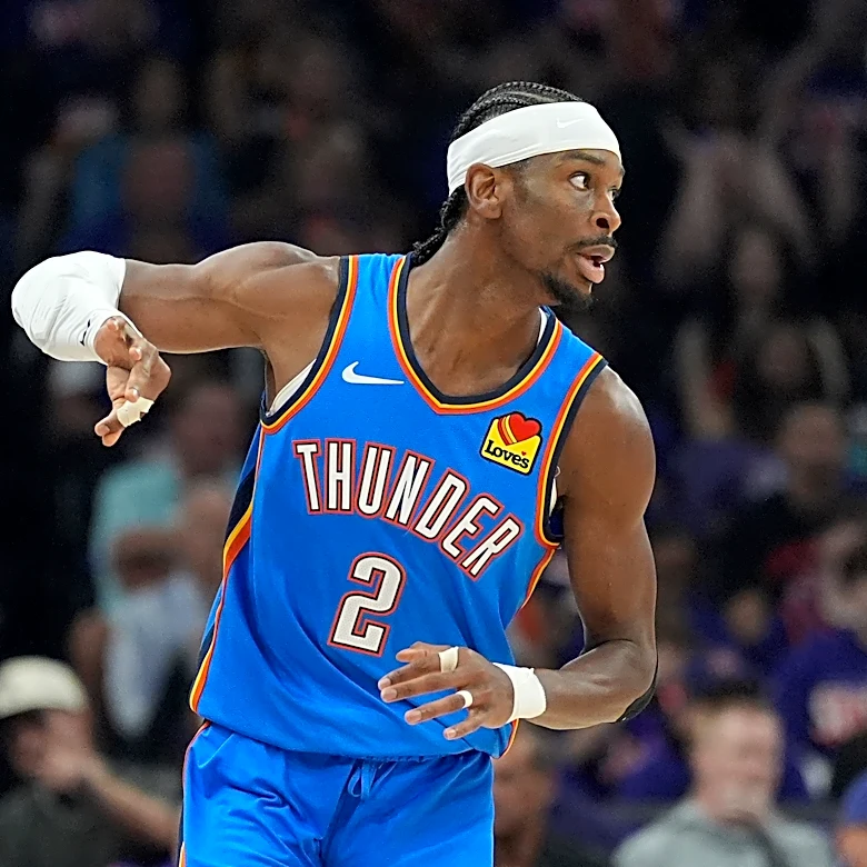 Gilgeous-Alexander scores 42, Thunder beat Suns 121-109 to take a 3-0 series lead
