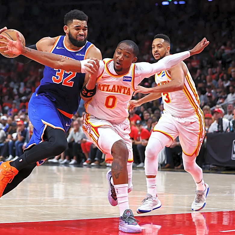 Towns has a triple-double and the Knicks beat the Hawks 114-98 to tie the series at 2-2