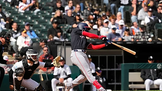 Abrams' sacrifice fly, Tena's pinch-hit HR in the 10th lift Nationals over White Sox 2-1