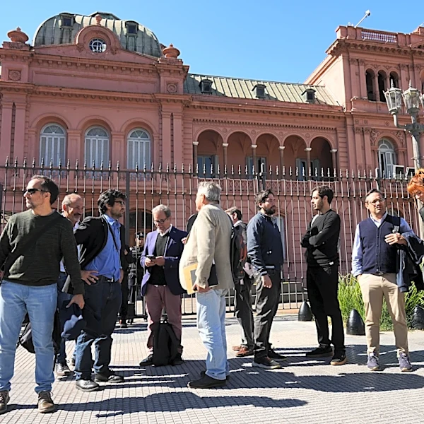 Argentina's leader bars journalists from government HQ, raising concerns about press freedom
