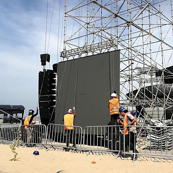 Construction of the stage for Shakira's concert in Brazil resumes after worker's death