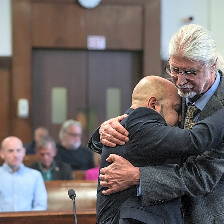 Judge tosses murder conviction for man who served 25 years, rebuking a 'troubling' prosecution