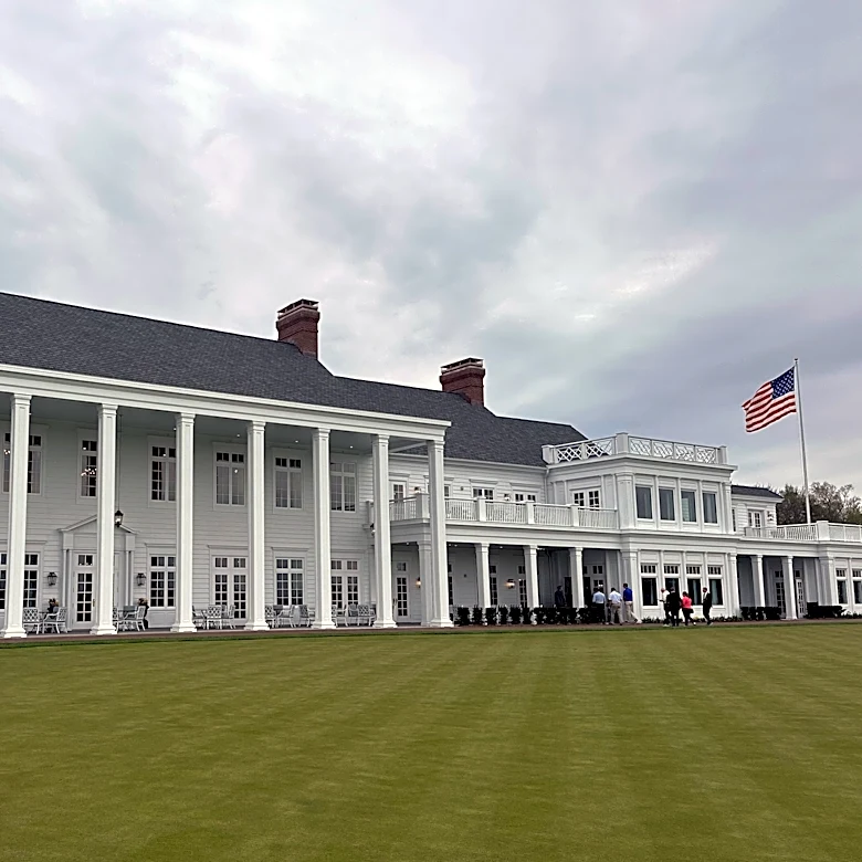 Oakland Hills opens new clubhouse, 4 years after century-old wooden structure was lost in fire