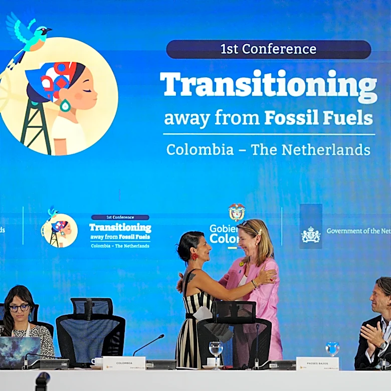 High-level talks begin on moving away from fossil fuels at Colombia conference