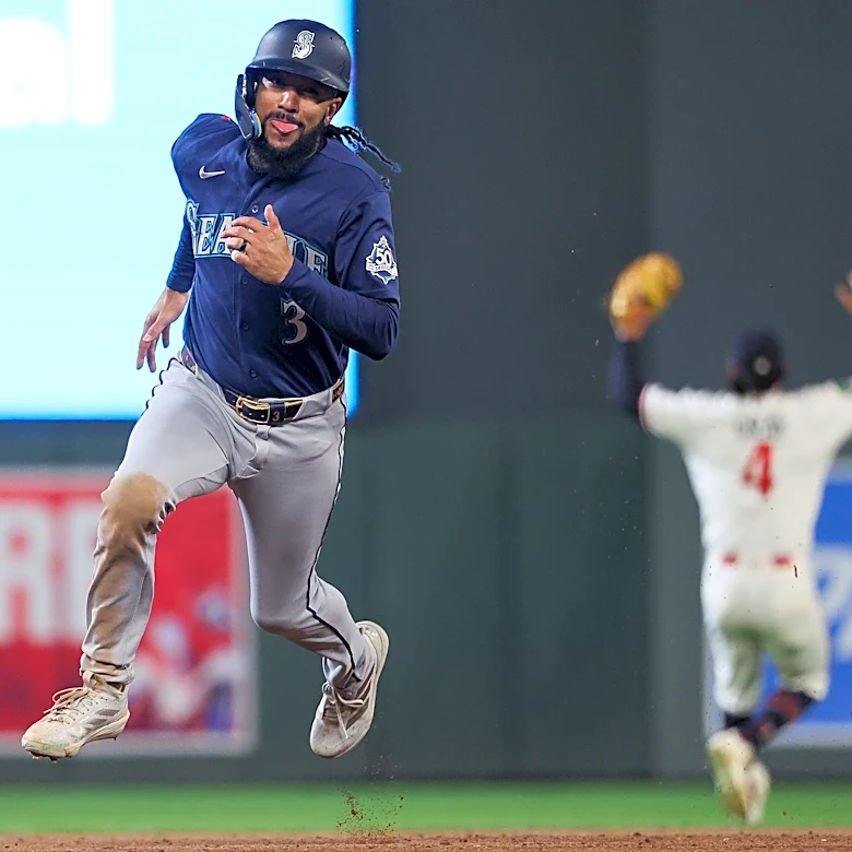 Julio Rodriguez has 3 doubles, Josh Naylor homers as Mariners beat Twins 7-1