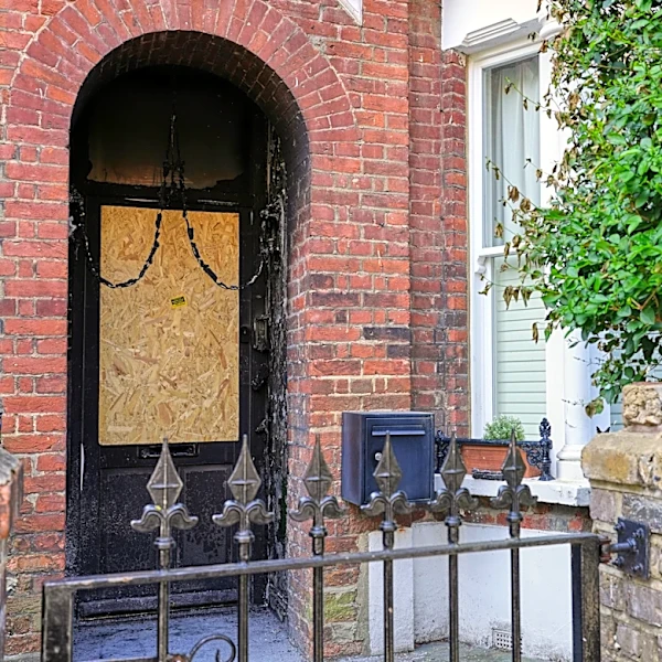 Men accused of being approached by Russian contact to attack Starmer-linked assets in London