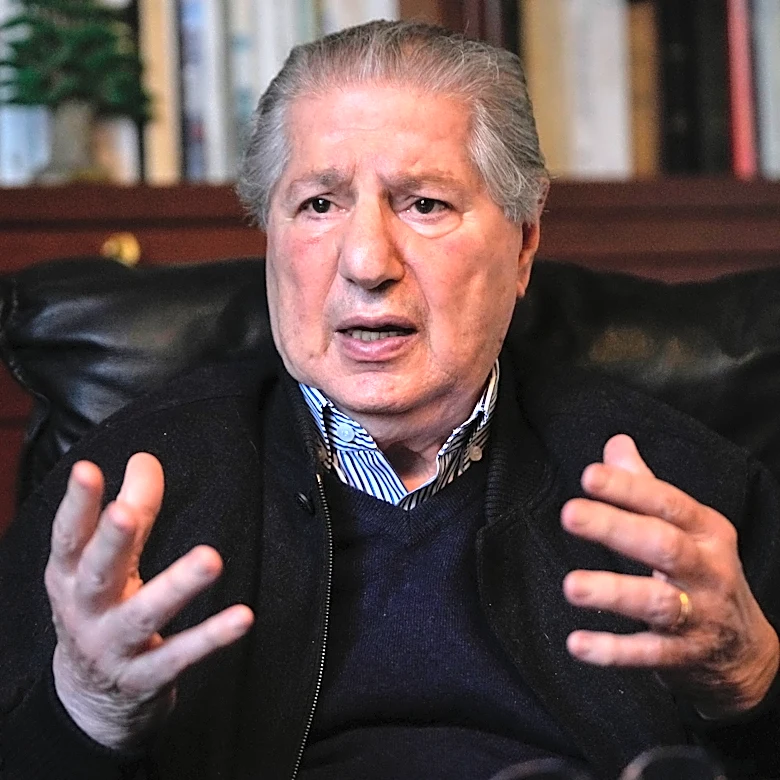 He once struck a peace deal with Israel and says Lebanon's leaders should try again now